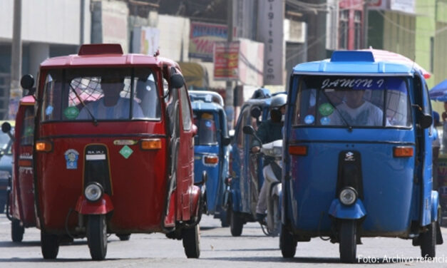 Más de 5 mil mototaxistas protestan ante extorsiones e inseguridad en Perú