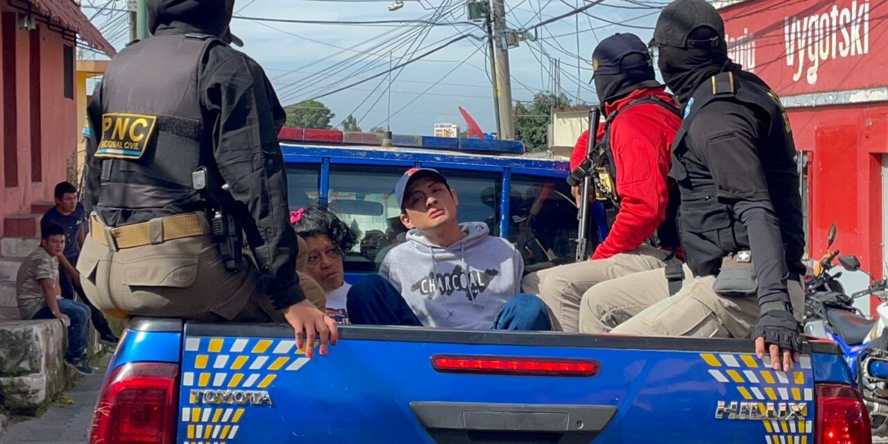 Pandilleros salvadoreños son detenidos con droga y dinero en Guatemala