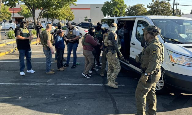 Al menos 11 inmigrantes fueron detenidos en una redada en Sacramento, California, EE. UU.