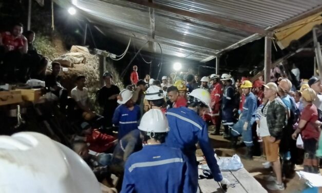 Alrededor de 18 trabajadores quedaron atrapados en una mina de Colombia