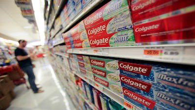 Argentina prohíbe la venta, distribución y uso de Colgate Total Clean Mint