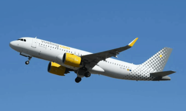 Desalojan de un avión a un grupo de adolescentes franceses por comportamiento conflictivo