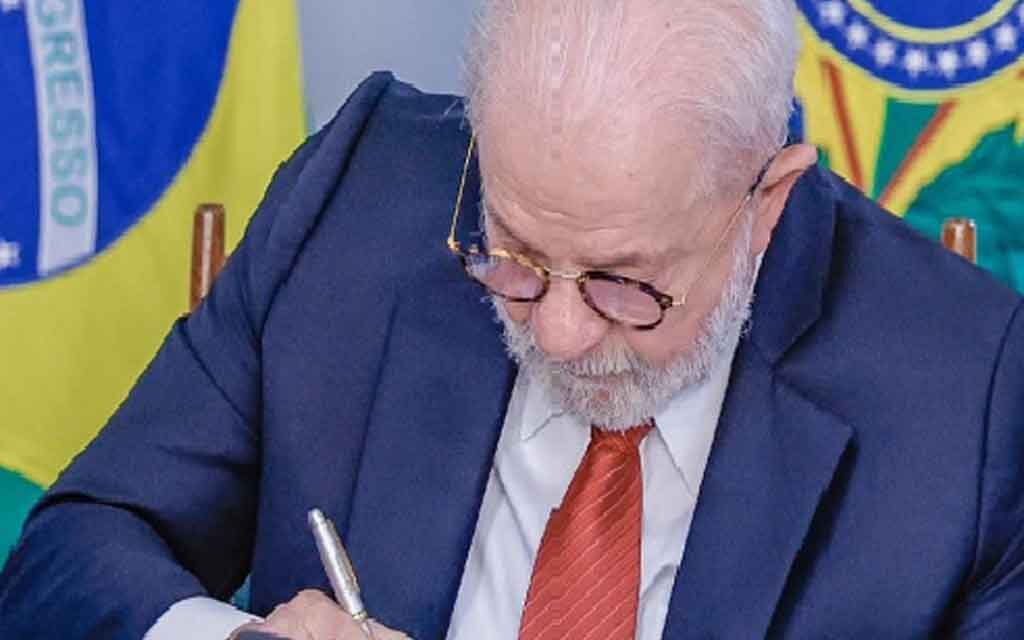 Brasil firma ley de reciprocidad contra Estados Unidos