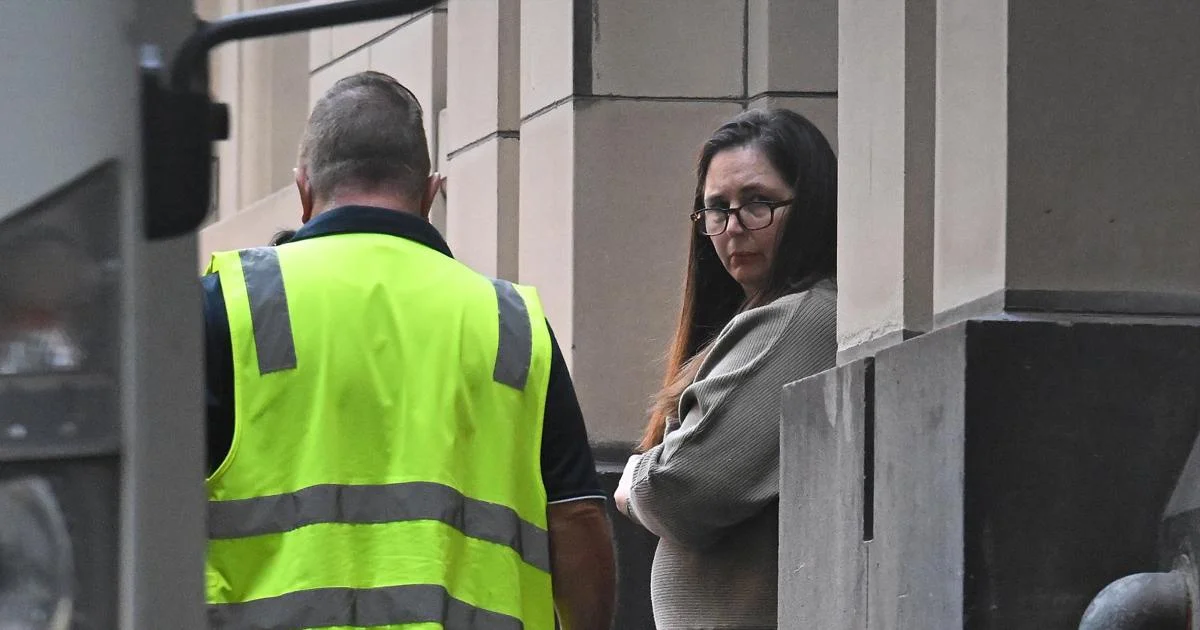 Mujer es condenada por asesinar a familiar durante cena que incluyó hongos venenosos