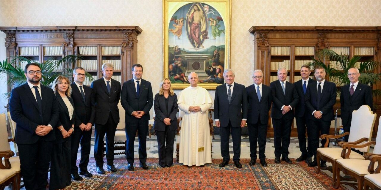 El papa León XIV recibió a la primera ministra italiana
