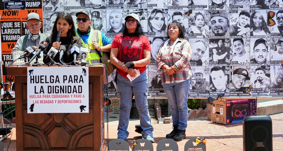Paro de tres días por parte de trabajadores agrícolas de California, EE. UU.