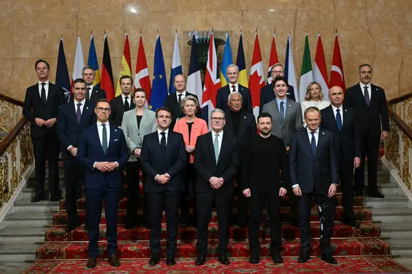 Francia y Reino Unido lideran coalición para reforzar a Ucrania y presionar a Rusia