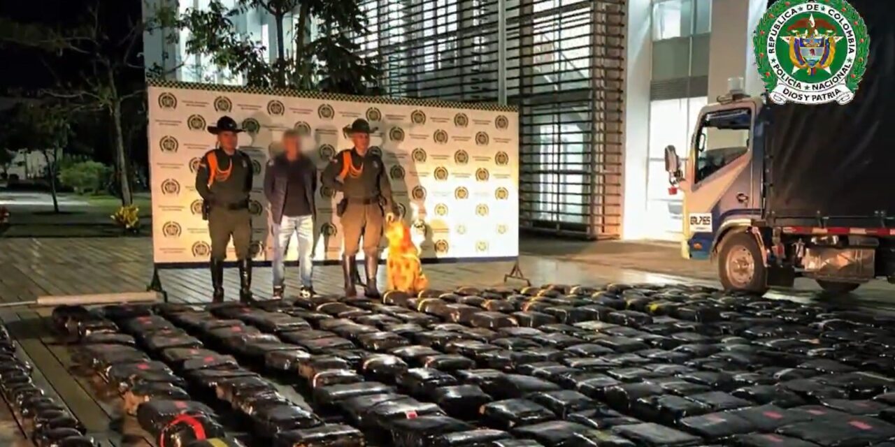 Policía colombiana incauta más de mil kilos de marihuana