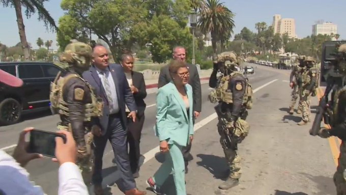 Alcaldesa de Los Ángeles frena operativo federal y evita detenciones en barrio inmigrante