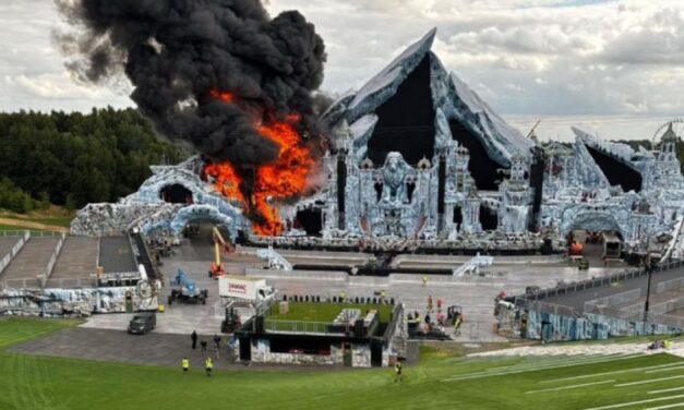 Gran incendio destruye uno de los escenario del festival Tomorrowland