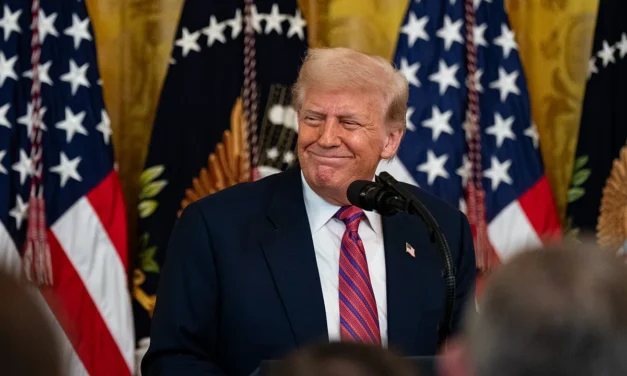 Trump celebra seis meses de su segundo mandato