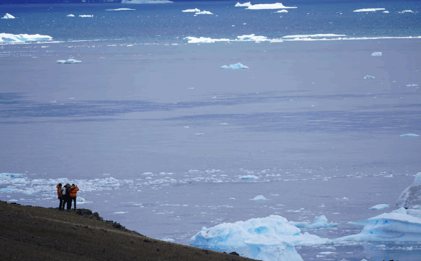 Sismo 8.0 en la Antártica activó alerta de tsunami para las costas chilenas