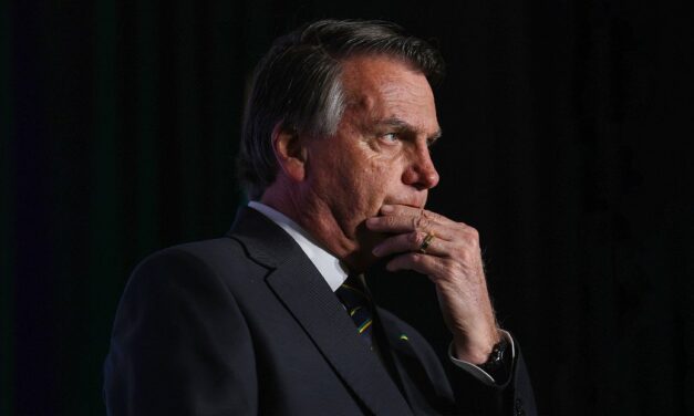Bolsonaro planeó pedir asilo en Argentina en 2024
