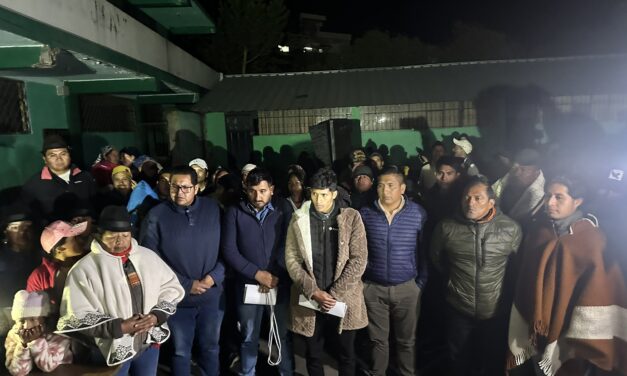 Tres policías que estaban retenidos por una comunidad indígena fueron liberados en Ecuador