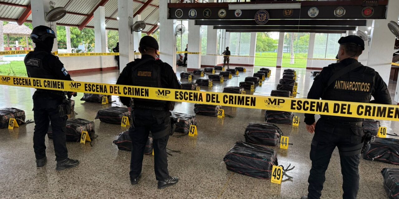 Capturan a 5 mexicanos y 1 salvadoreño por transportar 1 mil 500 paquetes de cocaína