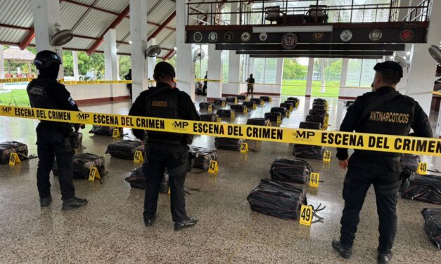 Capturan a 5 mexicanos y 1 salvadoreño por transportar 1 mil 500 paquetes de cocaína