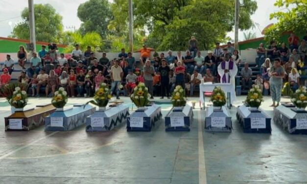 Ocho policías comunitarios fueron asesinados en Ayutla, Guerrero, México