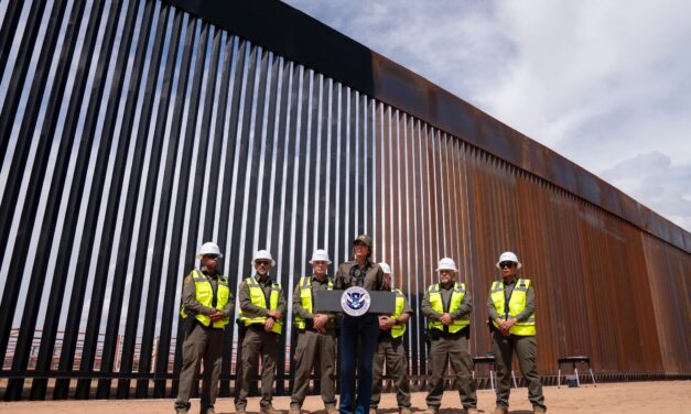 Muro fronterizo entre EE.UU. con México será pintado de negro