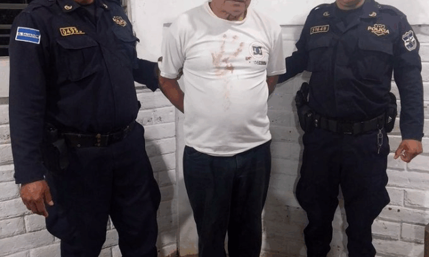 Hombre de 44 años asesinado por su padre en El Salvador