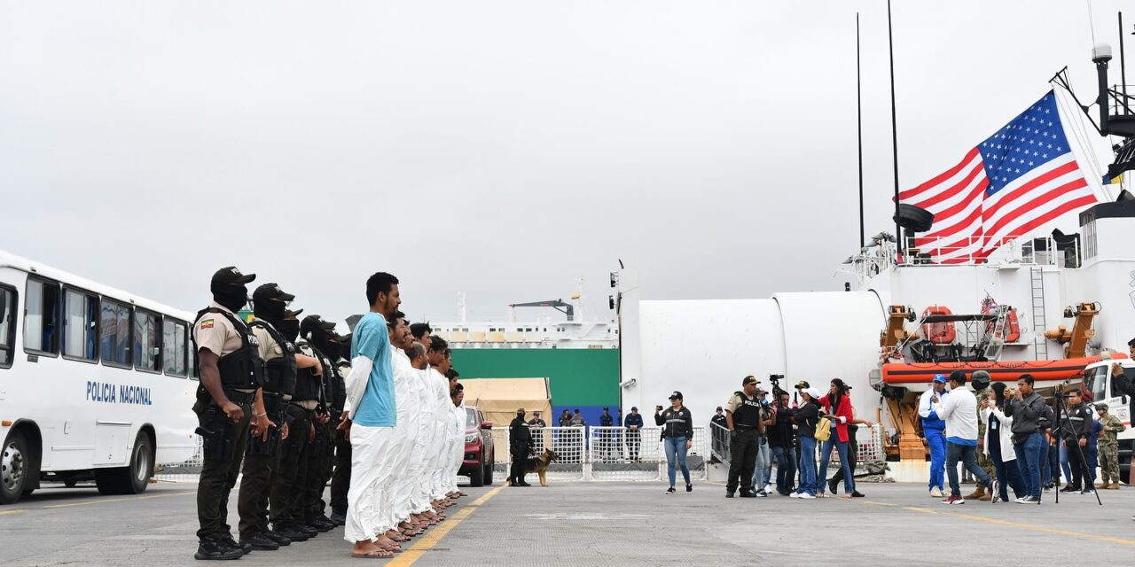 EE. UU. y Ecuador incautó más de diez toneladas de cocaína en altamar