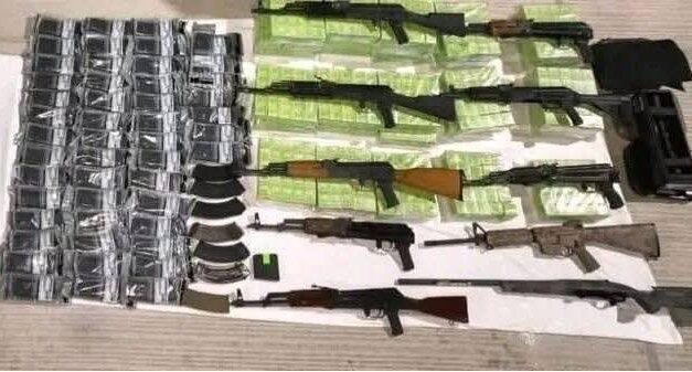 Desmantelan campamentos armados con arsenales, explosivos y químicos en Sinaloa, México