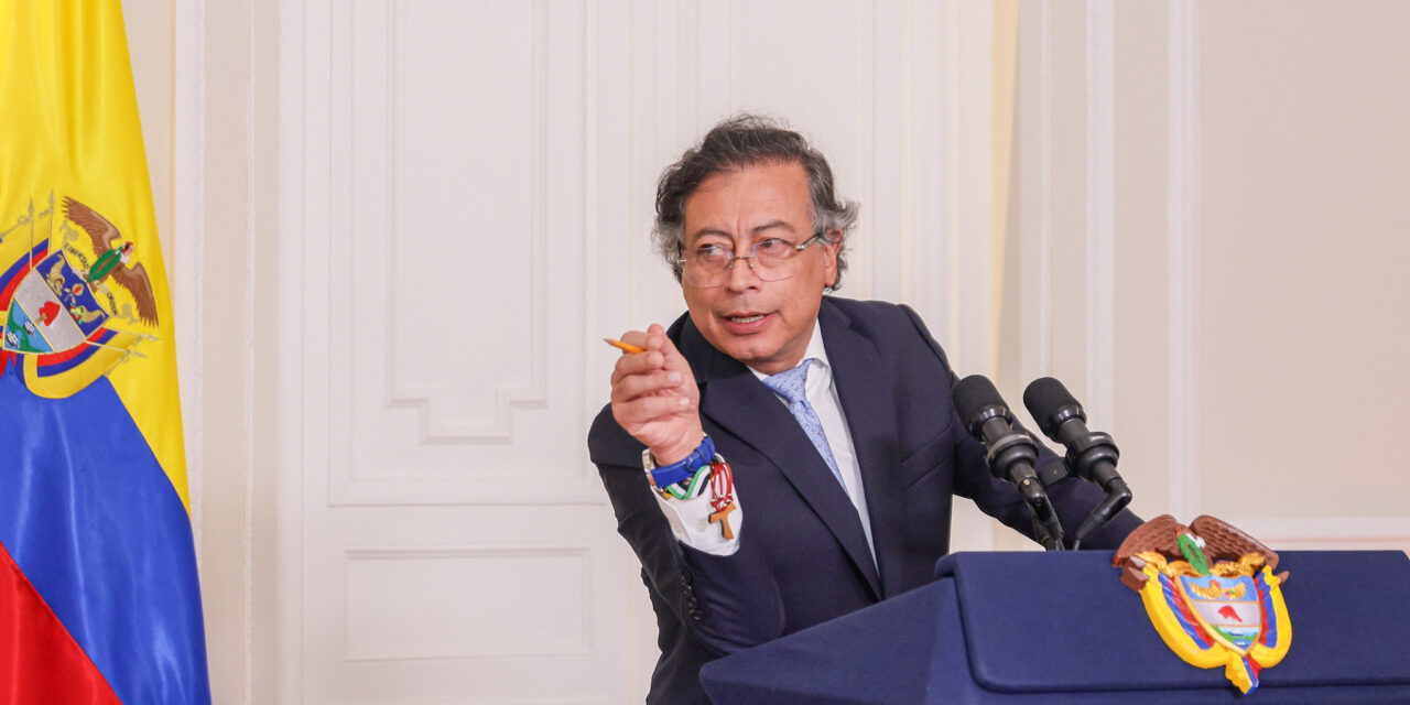 Petro: «Los gringos están en la olla si piensan que invadiendo Venezuela resuelven su problema»