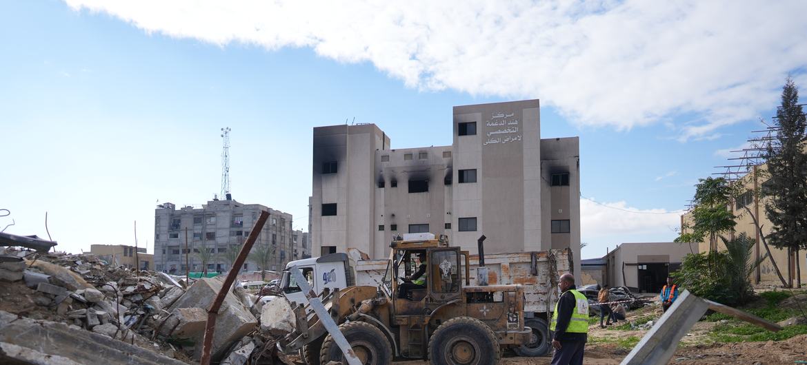 Al menos 20 muertos en un ataque doble de Israel al hospital Nasser en la Franja de Gaza