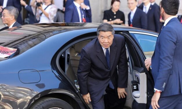 China inició negociaciones comerciales con Estados Unidos en Madrid