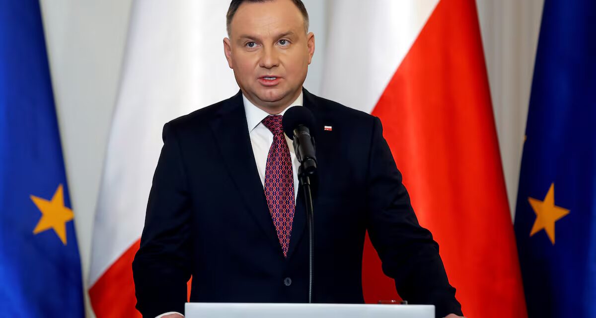 Presidente de Polonia alerta sobre planes de invasión rusa