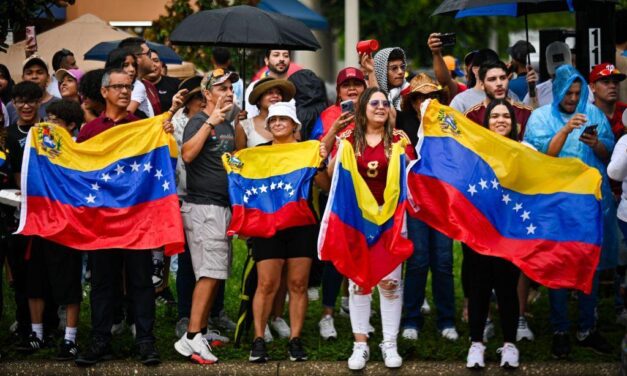 Más de 268,000 venezolanos en EE.UU. se quedan sin TPS