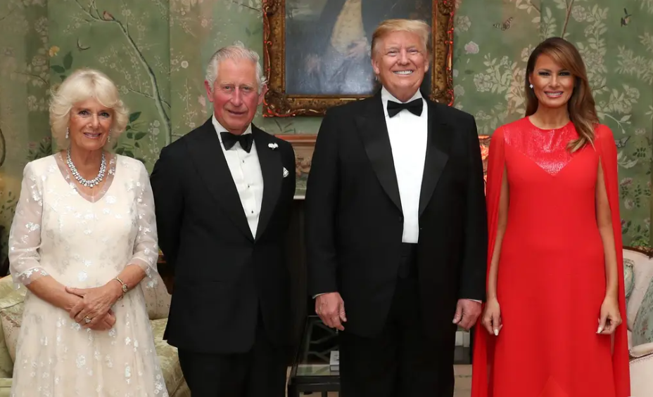 Trump llega a Londres para reunirse con el rey Carlos III