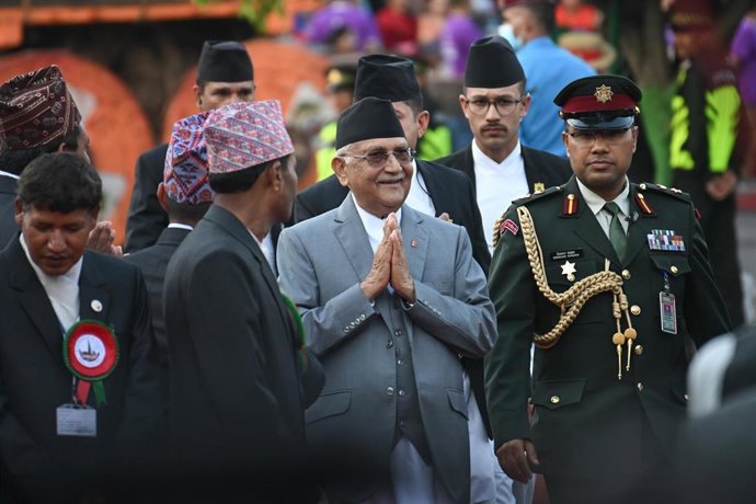 Primer ministro de Nepal renuncia tras mortales protestas contra la corrupción