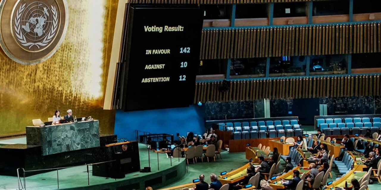 ONU adopta una resolución que respalda la solución de dos Estados: Israel y Palestina