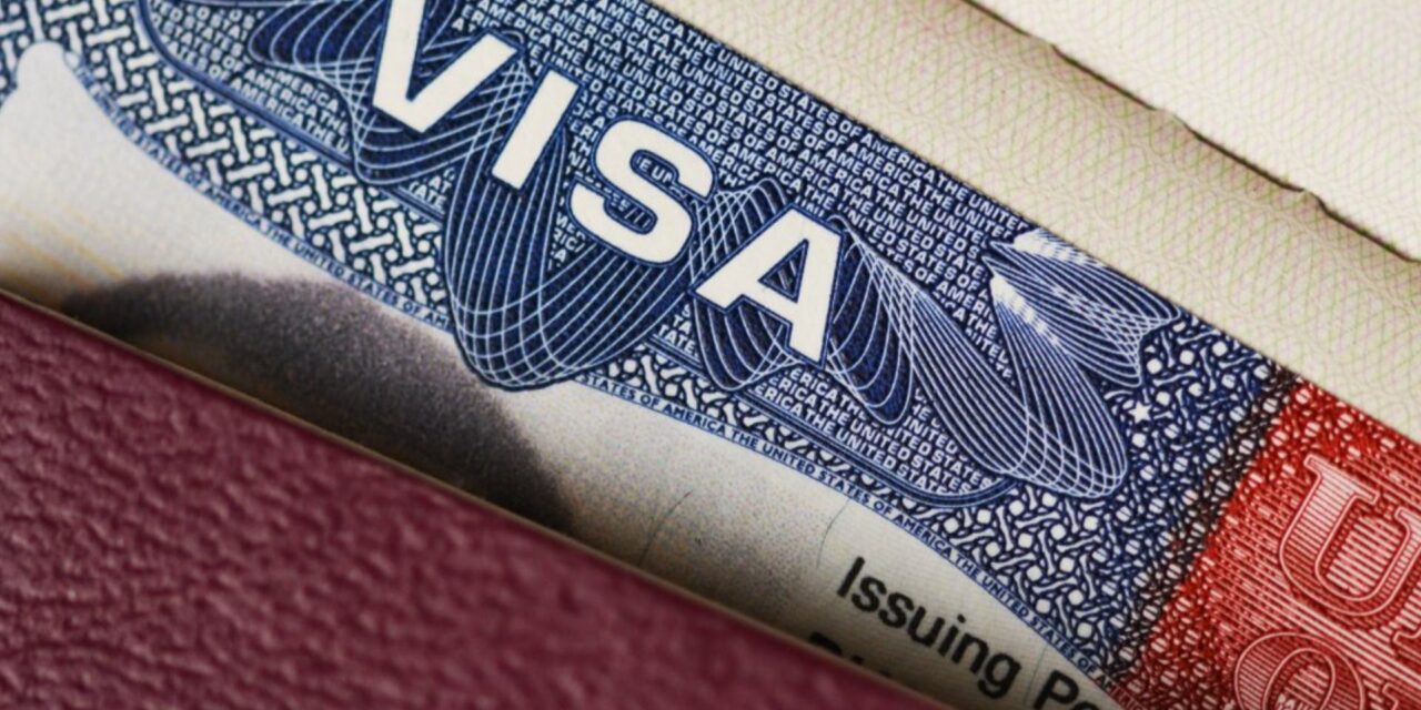 Estados Unidos impone nueva cuota de 250 dólares a turistas de México, Brasil y China