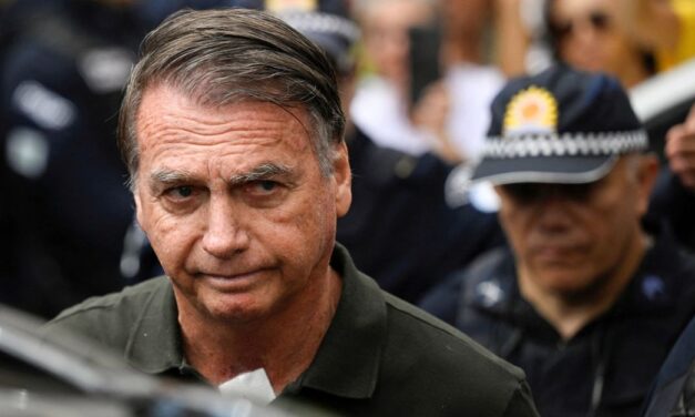 Congreso brasileño aprueba reducción de condena contra el expresidente Jair Bolsonaro