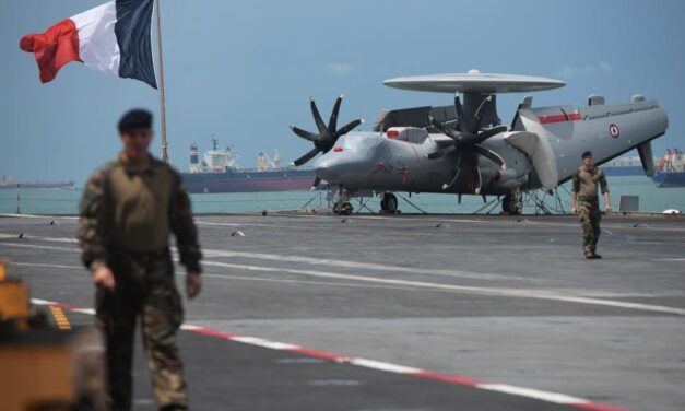 Suecia neutralizó un dron ruso que sobrevoló el portaviones francés Charles de Gaulle