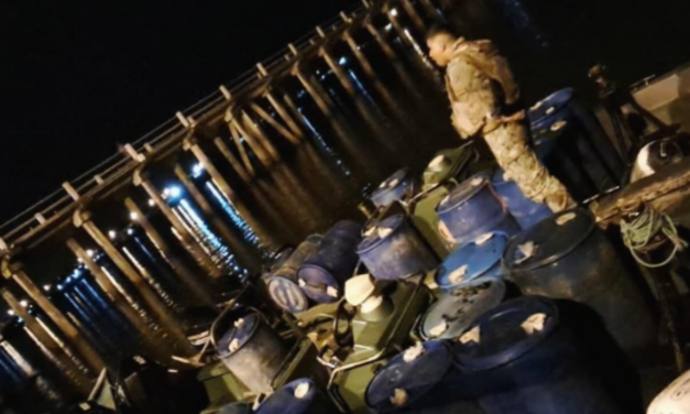 Incautan más de 1.300 galones de combustible en la frontera de Ecuador y Colombia