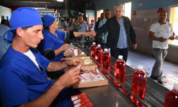 ¡Histórico! Cuba autoriza la asociación entre empresas públicas y privadas