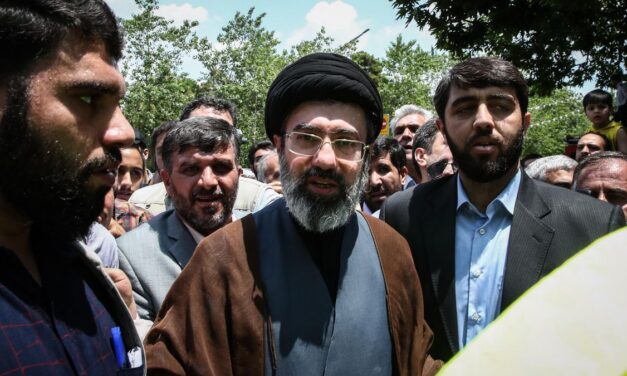 ¿Quién es Mojtaba Khamenei, el recién nombrado líder iraní?