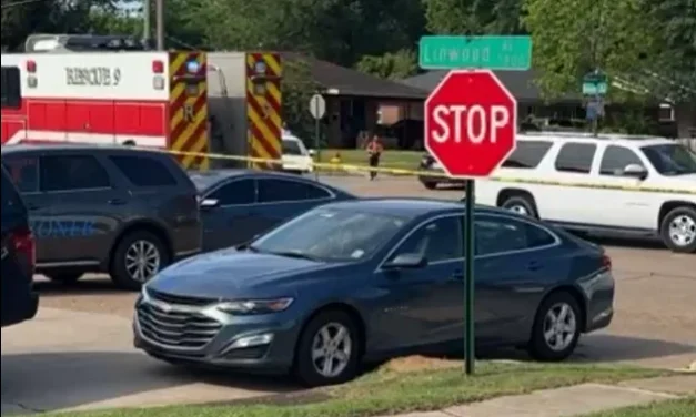 Masacre en Luisiana, EE.UU., deja 8 niños muertos y varios heridos tras ataque en múltiples viviendas en Louisiana