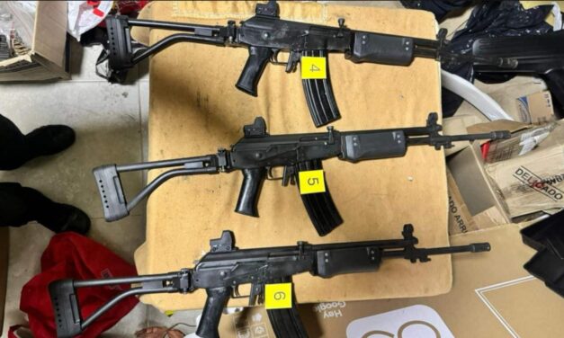 Descubren un taller clandestino que suministraba medios para delitos violentos en Medellín, Colombia