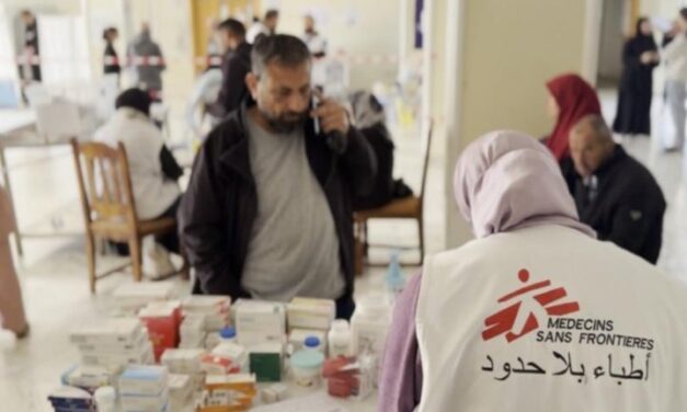 Líbano declara luto nacional tras la muerte de más de 250 personas en bombardeos israelíes