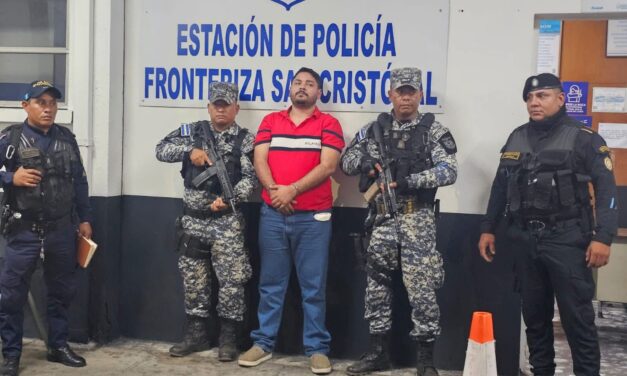 Extorsionista salvadoreño es capturado y expulsado de Guatemala