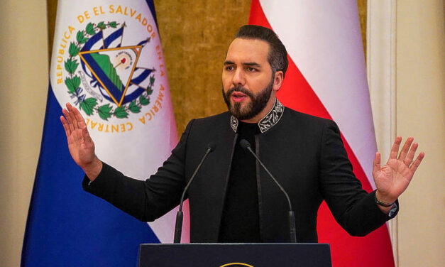 Presidente salvadoreño compara juicios masivos de pandilleros con los de Núremberg