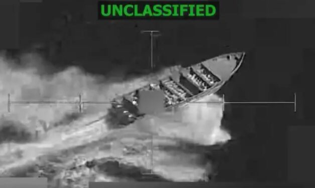 Ejército estadounidense destruye embarcación con tres tripulantes en el Pacífico