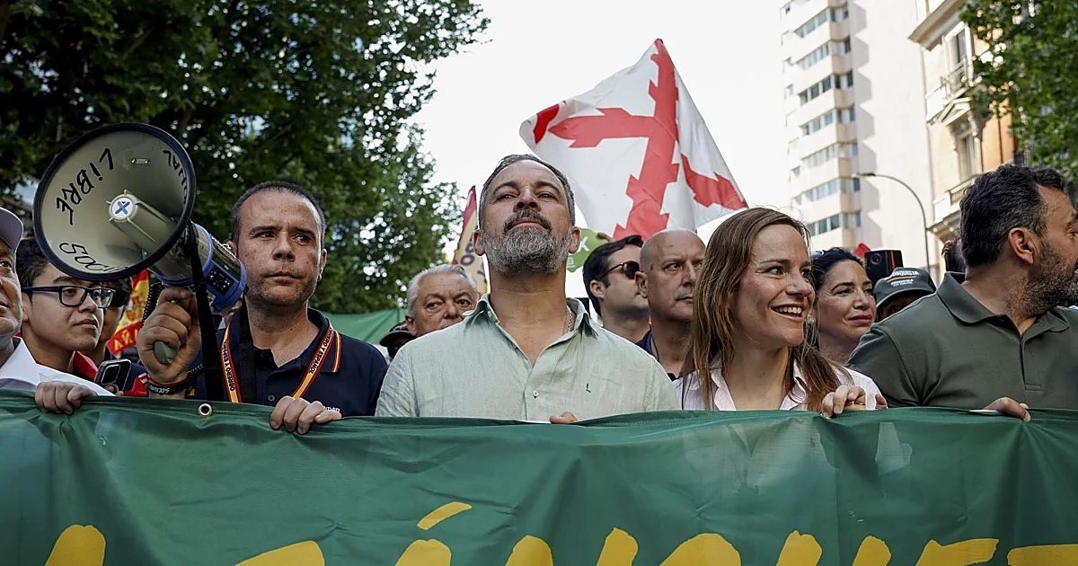 VOX pide prisión provisional para Zapatero y busca llevar a Sánchez ante la Audiencia Nacional