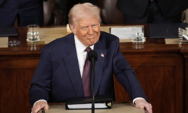 Senado aprueba presupuesto de 70.000 millones para ofensiva migratorio del presidente Trump