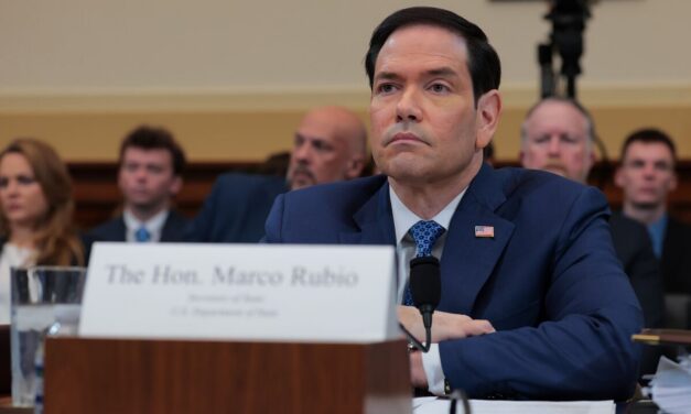 Secretario Rubio promete defender a los países del Golfo en las negociaciones con Irán