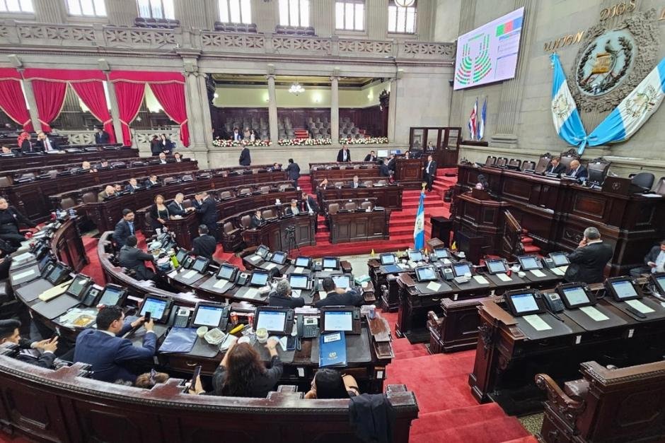Congresistas guatemaltecos aprueban ley contra lavado de dinero y activos tras solicitud de EE. UU.