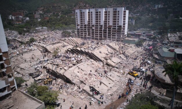 Aumenta a 1,430 el número de muertos por dobles terremotos en Venezuela